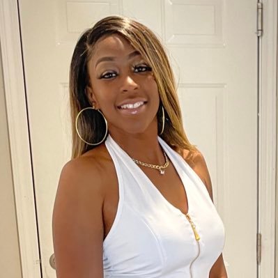 KiwiLuv_24's profile picture. 