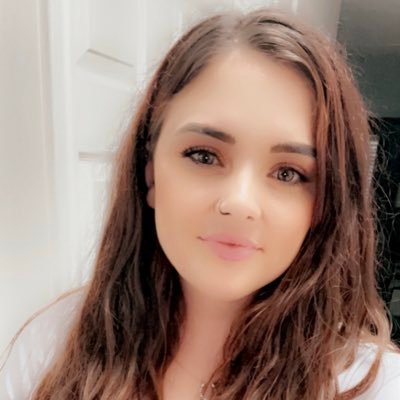 •26•♈•i like flowers & simplicity•🌻•eleanor marin•3•01•19•