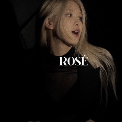 rosé.⠀⠀ like a 𝒑𝒓𝒊𝒏𝒄𝒆𝒔𝒔, shé is a girl who lives in a 𝒇𝒂𝒊𝒓𝒚 𝒕𝒂𝒍𝒆 since 1997 — kinda ia.