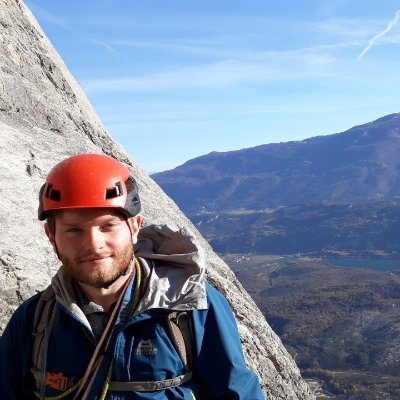 PhD student in cog neuro, lost somewhere between Trento and Leipzig. Pretty worried about this climate change thing. he/him