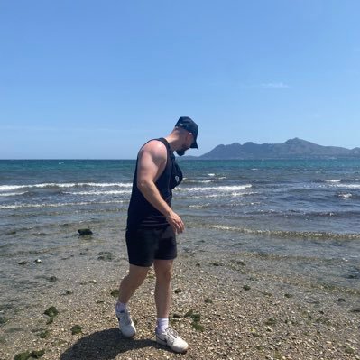 RyanDanielDay's profile picture. 🖤
