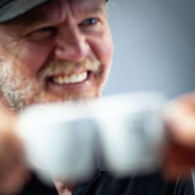 Trailbiker71's profile picture. 💉💉💉Fahrrad Verkäufer 😎 #bikeandbeer #mdrza  #fckafd Homöopathie hilft nicht über den Placebo Effekt hinaus #starwars
#notjustsad