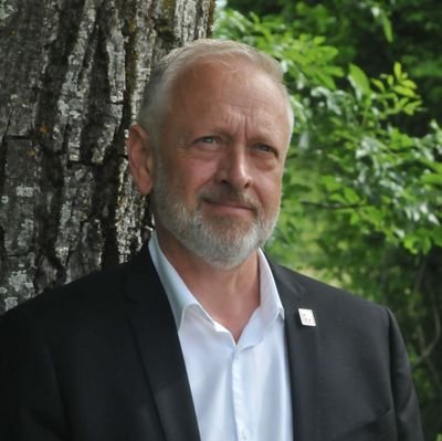 Ex-président de l'Institut des Risques Majeurs
Préventeur BTP
Pdt Comité Frankétienne.