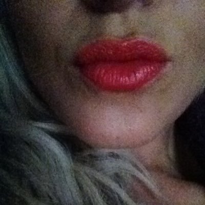 Submissivemilfx's profile picture. Hey :) if you’d like to see more of me 😉 head over to my #admiremevip page - https://t.co/WVkcDFlaMm