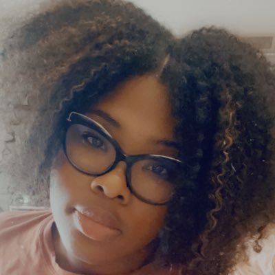 MyraBeTalkin's profile picture. 