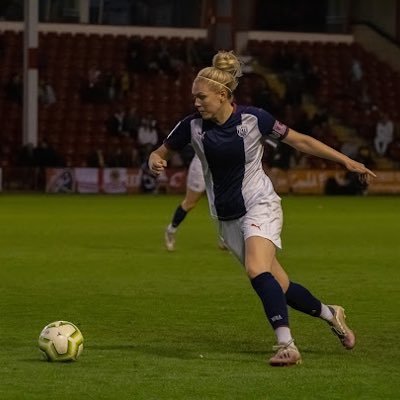 West Bromwich Albion Women footballer 💙🤍 Captain. Represented by @ignite_soccer