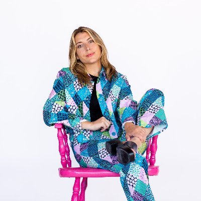 founder/ceo of @offemarket ✨
reinventing off-price retail for the next gen of brands and consumers
here to network, let's chat!