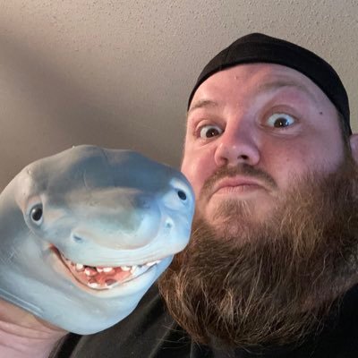 Streamer, author of the webcomic Quest Line, DND enthusiast, and all around funny dude