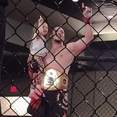 Chris_Hamlett1's profile picture. husband and father and twitch affiliated follow me on twitch https://t.co/JAzSFtCVsZ and I’m also a mixed martial arts fighter training out of Roanoke va