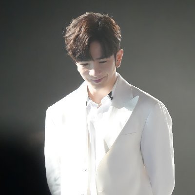 Atinaalht's profile picture. ALLOVER - It's not about trend, It's all about love