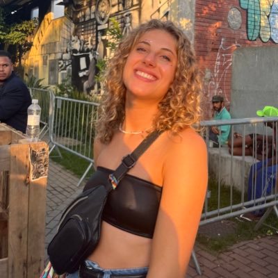 Argentina, judía y torta✨ Viajando, en donde sea, siempre. Diseño gráfico en FADU, UBA 🇦🇷🇩🇪🇧🇷🇮🇱🏳️🌈