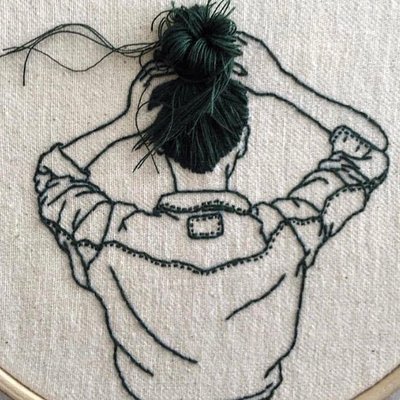 مُصابه بِداءَ الشَوق وشِفائِي رُؤية قُبة الحُسين