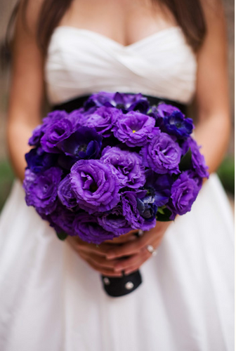 We share practical ideas for practical brides!