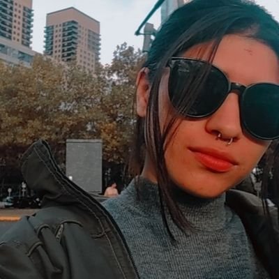 Rupelss2's profile picture. Inst: Rupelss.
Liberal en lo económico, Pepe Argento en lo cultural.
Estudiando Adm de Empresas para ir a lavar platos a Canadá .