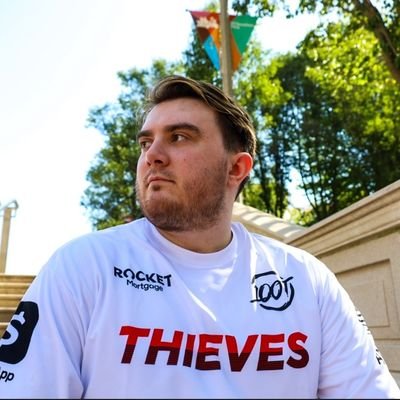 Apex Legends Professional for ?//NA's FIRST ALGS Champion//1x MVP//Twitch Partner @ https://t.co/aWbSt0kMP6 @Missy785_ 🫶