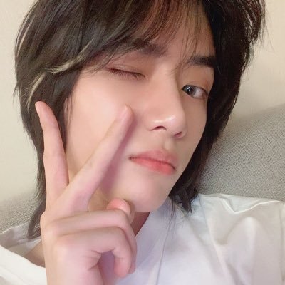 S0OBINGSU's profile picture. ❝ #투모로우바이투게더 ❞ ˚₊· ͟͟͞͞➳❥