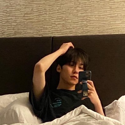 dluvweus's profile picture. 🇲🇾 // she or her // for mamamoo, oneus, onewe, purplekiss, nxd