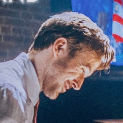 uglychi2049's profile picture. .