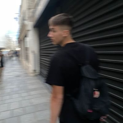 bertichad's profile picture. d-_-b