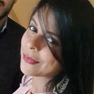 📍Manifestando algunas verdades
📍Rock 🎸
📍Venezolana en Venezuela 🇻🇪
📍Animalista ❤🐶
📍Periodista y como pocas estuve activa durante la Pandemia #Covid19