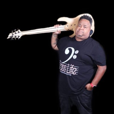 Bassist | Music Director | Producer #BassLife 🎸 #DMV #HTTC #RaiseHail #VirgosRock♍️ #GoGo #RandB #Gospel #HipHop #Funk #Jazz #iMakeBeats #Beatmaker