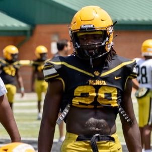 wildchild🦭|outside linebacker|D end|5’11 180|C’O ‘24|VHS🐯|3.1GPA|