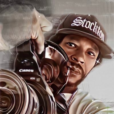 Film3 @film3squad Member Content Creator @shiller @snoopdogg A Filmmaker who touches on issues of today & yesterday in the urban community “filmmaking found me”