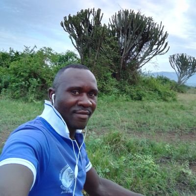 A hoterian with a diploma in hotel management worked with ihamba lakeside Safari lodge queen Elizabeth national park ,and now working with nkuringo bwindi gori