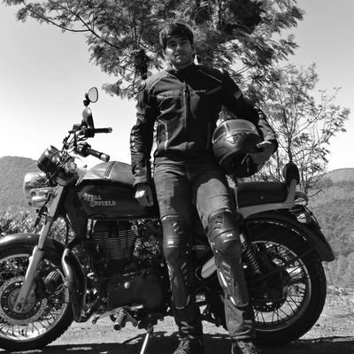 VISHNU__97's profile picture. Student @bitsom_edu | ex Business Analyst @ https://t.co/B8vmsWpZA3 | alumni @DondersInst | Behavioural Science | Motorcycles | Coffee