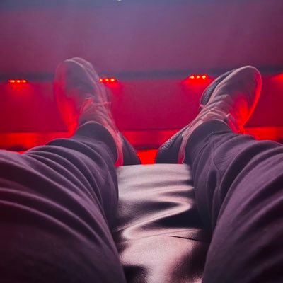 JJamessac's profile picture. Get to know it