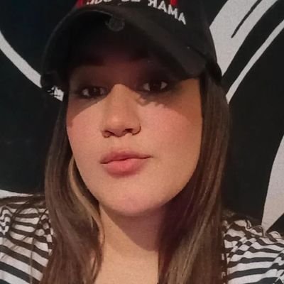Chica amante a la buena música / comida y loveAnimales