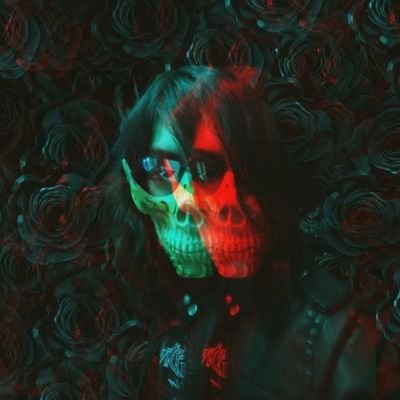 ClothPrided's profile picture. Q va aquí? xD, amo cuestionar todo y arruinar la filosofía e ideologías de las personas, por eso me encanta estudiar la historia.