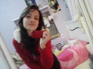 Oi Amores, meu nome é Thays, tenho 14 anos, moro em São Paulo, signo:Leão. Bom Adoro conhecer pessoas novas e foi por esse motivo que eu fiz esse Twitter :* )
