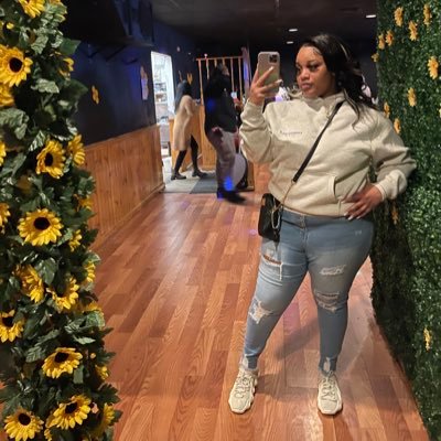 ♎️ • CRAZY🤪 • SEXY🥰 • COOL 😎 • LOYALTY OVER LOVE • 🇳🇬• 🇨🇩 New Page 🦋