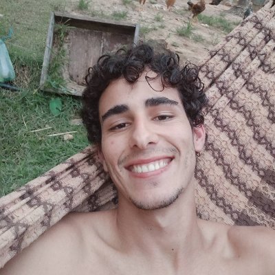 rpogian12's profile picture. Totalmente piroca das idéias