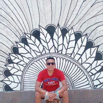 roog_villegas Profile Picture