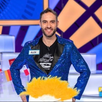 Amo la Vida. Médico Comunicación. Música. Eurovisión. Viajar.