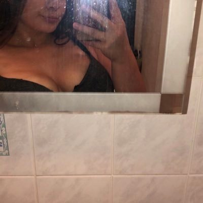 New account. Slave. FULL TIME SENSUAL THERAPY MASSEUSE. Dm for bookings and to request custom contents. send private messages for faster replies.