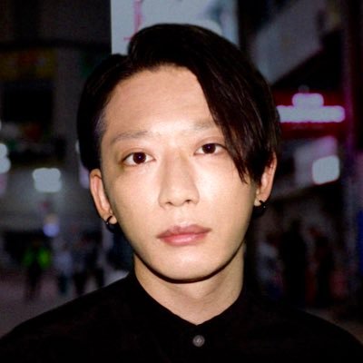 Takeru_taniguch's profile picture. 映像作家／クリエイティブディレクター｜映画・ドラマ・MV・CM｜脚本｜ラジオ｜制作チーム〈写楽街 - Sharaku Town〉｜作品は下記リンクへ。 お仕事の依頼はDMまで。