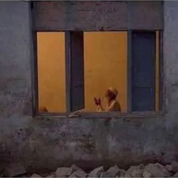 علمتني الحياة أنني ماحرصت على بلوغ شيء فبلغته، إلا وأكون بعد بلوغه قد زهدته