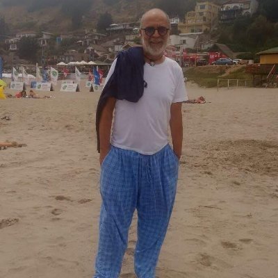 ROvalle2014's profile picture. No a la clase politica, profitadores y ladrones del estado (todos los chilenos) Los 007 del continente con licencia para robar y otros menesteres..