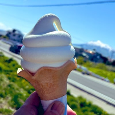 心が喜ぶことを大切に🍀自分の周りに溢れている幸せを一つ一つ摘んで、心の中を幸せの花でいっぱいに💐そしてその幸せの花を大切な人たち、関わる人たちへ届けます🌈