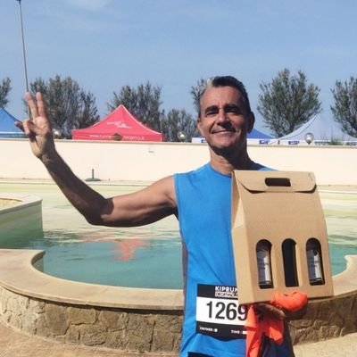 Ex Iron Man, podista imperituro, volentieri pensionabile, padre vero, anima interista ed anche Presidente dell'A.S.D. Running Club Fregene🏃🏻.
Cazzaro DOCG