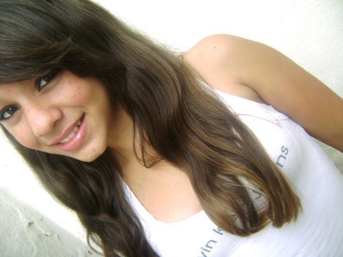 Ideaal seria que todas as pessoas soubessem amar, do tanto que sabem fingir .. !! Bob Marley