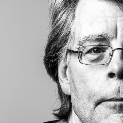 Todo acerca de Stephen King y su universo en español. Libros, noticias, cine y mucho más sobre Stephen King, el maestro del terror. Hermanados con @nocturnis_