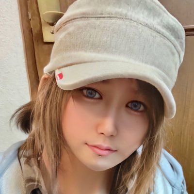 lamda_ossan's profile picture. 30代ニート♂/カコジョ垢/無言フォローすみません/無言フォロー大歓迎です/基本人見知りですが声掛けて頂けると全力でお返事します☺️/ヘッダーは友人様作！/カコジョ様、カコダン様はフォロバします😚/※過度なえちちはNGです🙇‍♀️