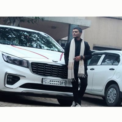 __harshit000's profile picture. Selenophile