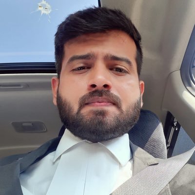 Lawyer by profession, traveller by passion | Supreme Court of India | Gorakhpur-Pune-Delhi | 1st Generation Lawyer.