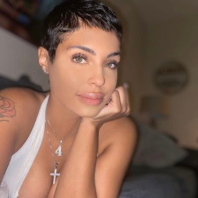 DescartesMarti1's profile picture. Je m’inscris sur ce site afin de rencontrer un homme pour une relation sérieuse basée sur la confiance, la complicité et l’amour