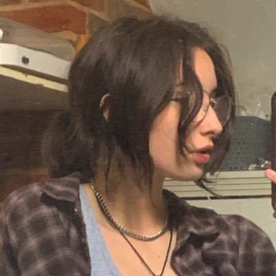 coochiefirst's profile picture. too hot to be wrong about anything